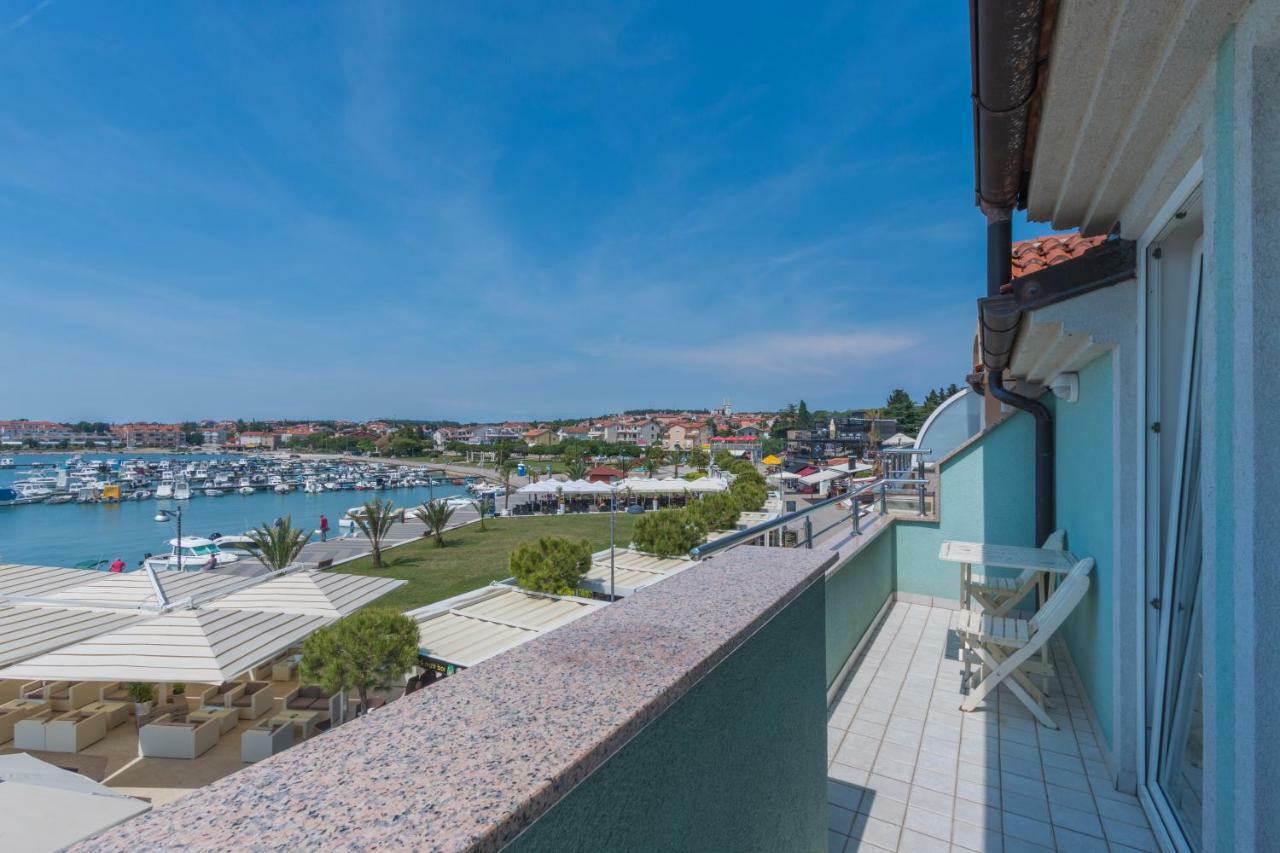 Apartments Riva Medulin Exterior photo